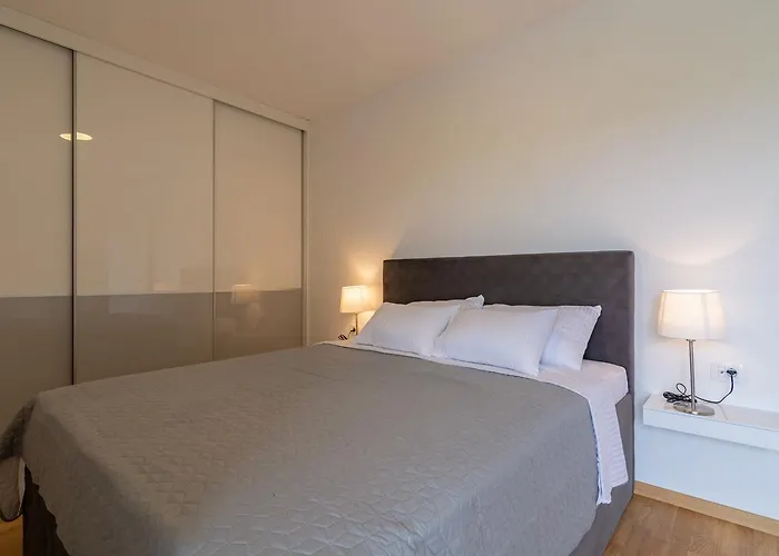 Lungomare Lux Apartments